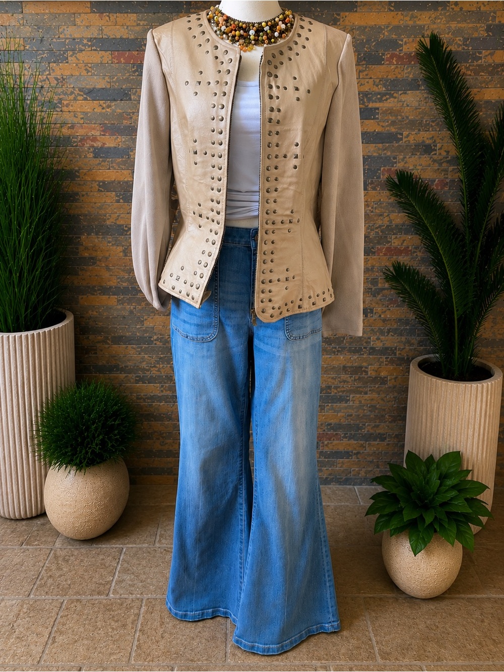 Peter Nygård Studded Leather & Knit Jacket Beige Zip Front
